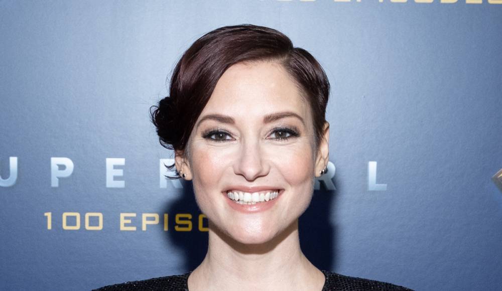 'Supergirl' & Grey's Anatomy's Chyler Leigh Opens Up About Her Sexuality - www.justjared.com