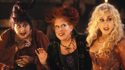 Bette Midler Shares Update on 'Hocus Pocus' Sequel: 'I Can't Wait to Fly Again' (Exclusive) - www.etonline.com - city Sanderson