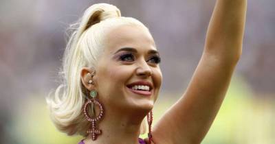 Katy Perry's baby Daisy gets a lot of attention following Orlando Bloom's latest post - www.msn.com