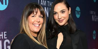 Gal Gadot to Star in 'Cleopatra,' Reunite With 'Wonder Woman' Director Patty Jenkins! - www.justjared.com