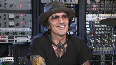 Tommy Lee Gets Candid on His Sobriety and New Music (Exclusive) - www.etonline.com