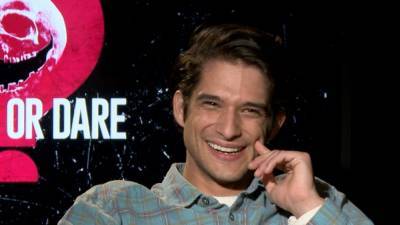 Tyler Posey Gets Candid About Sexuality, Addiction and Finally Loving Himself - www.etonline.com - county Posey