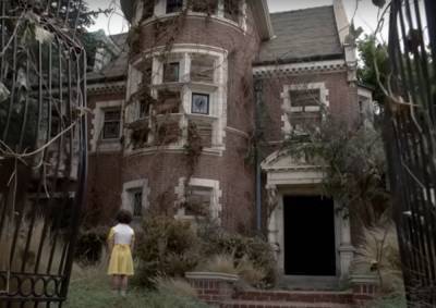 Murder House From American Horror Story Really Is Haunted?! Owner Spills All! - perezhilton.com - USA - county Story