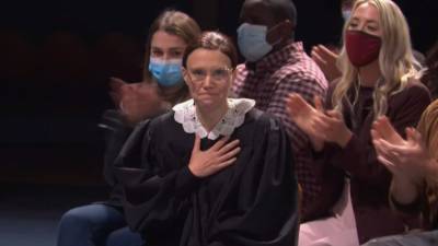 Kate McKinnon Honors Memory of Ruth Bader Ginsburg in 'SNL' Season 46 Premiere - www.etonline.com