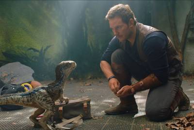 ‘Jurassic World’ Pauses Production For Two Weeks After Positive COVID-19 Cases On Set - etcanada.com - Britain