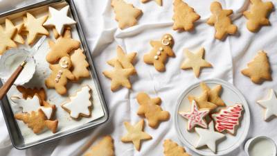 Everything You Need to Make Holiday Cookies With Your Family - www.etonline.com