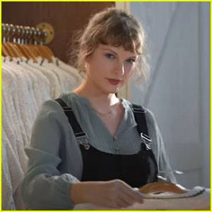 Taylor Swift Hid A Lot of 'Folklore' Easter Eggs In Her New Capital One Commercial - www.justjared.com - city New