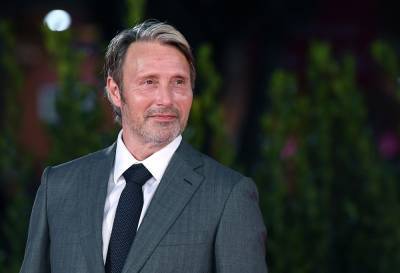 Report: Mads Mikkelson In Talks To Replace Johnny Depp In ‘Fantastic Beasts’ Franchise - etcanada.com - Denmark