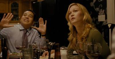 Julia Stiles Talks David O. Russell’s “Very Jarring” Directing Style During ‘Silver Linings Playbook’ - theplaylist.net