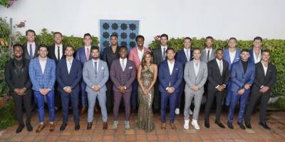 Fans Notice the Funny Fail in 'The Bachelorette' Group Photo - www.justjared.com