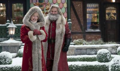 Cinemark & Netflix Testing ‘Christmas Chronicles 2′ As Town Ponders Whether Big Circuits Will Book Rival Streamers’ Pics Post-‘WW84’/HBO Max Deal - deadline.com