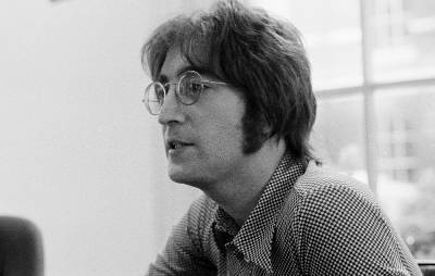 The album John Lennon signed for Mark Chapman is set to be auctioned - www.nme.com - New York