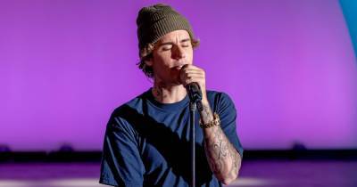 Justin Bieber Takes the American Music Awards 2020 Stage With Shawn Mendes - www.usmagazine.com - USA