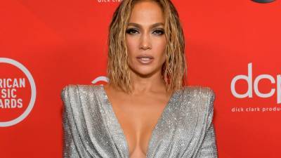 Jennifer Lopez called out by Beyoncé fans after AMAs performance - www.foxnews.com - USA