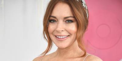 Lindsay Lohan Opens Up About 'Mean Girls' Sequel & Cast's Virtual Reunion - Watch! (Video) - www.justjared.com