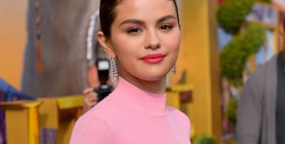 Peacock Apologizes to Selena Gomez for Offensive Kidney Donor Joke in 'Saved by the Bell' - www.marieclaire.com