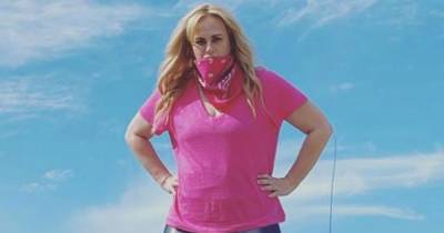 Rebel Wilson continues to show off three stone weight loss as she trains with Ant Middleton - www.ok.co.uk