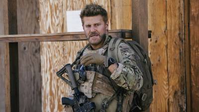 David Boreanaz Says 'SEAL Team' Season 4 Starts Off 'With a Bang' (Exclusive) - www.etonline.com