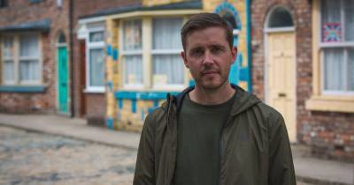Everything you need to know about Coronation Street's Todd Grimshaw actor Gareth Pierce and his family life - www.ok.co.uk