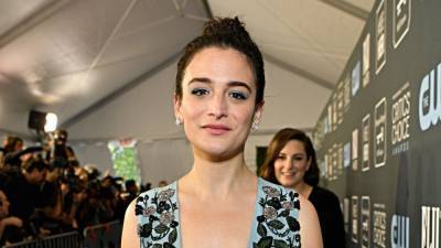 Jenny Slate Is Pregnant, Expecting First Child With Fiancé Ben Shattuck: See Her Cute Baby Bump Reveal! - www.etonline.com