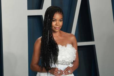 Gabrielle Union to front Cheaper by the Dozen remake - www.hollywood.com - Kenya - county Webb