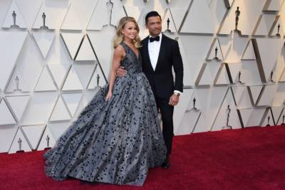 Mark Consuelos Talks About Being Home With Kelly Ripa For First Time In Four Months - etcanada.com - Britain