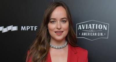 Dakota Johnson ENGAGED to Coldplay’s Chris Martin? Fifty Shades of Grey actress spotted wearing MASSIVE ring - www.pinkvilla.com