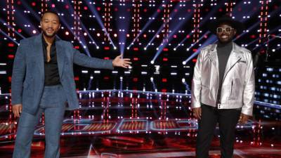 'The Voice' Finale: John Holiday and John Legend Perform 'Like a Bridge Over Troubled Water' - www.etonline.com - Texas