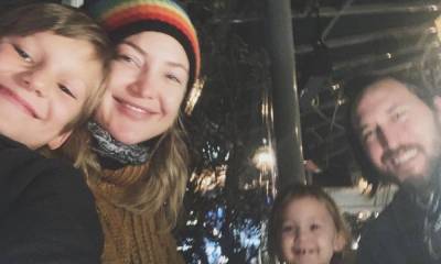 Kate Hudson reveals hilarious Christmas tree fail inside her family home - hellomagazine.com