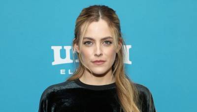 Riley Keough Posts Emotional Message About Preparing for First Christmas Without Her Late Brother - www.justjared.com