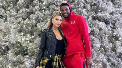 Larsa Pippen, 46, Malik Beasley, 24, Celebrate 1st Christmas Together With Cozy Pic In Front Of Tree - hollywoodlife.com - Minneapolis - city Milwaukee