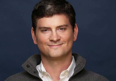 Mike Schur Is Worried About Future Of Entertainment Post-Covid: “It Seems So Crazy To Imagine Going Back To The Old Ways” - deadline.com