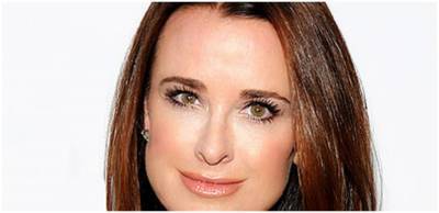 ‘Real Housewives Of Beverly Hills’ Stars Kyle Richards & Kathy Hilton Test Positive For COVID-19 - www.hollywoodnewsdaily.com
