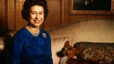 Queen Elizabeth's Dorgi Dies Weeks After Death of Prince William and Kate Middleton's Dog - www.etonline.com - Britain