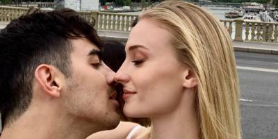 Sophie Turner Shows Off Her Bare Baby Bump in Never-Before-Seen Photo With Joe Jonas - www.cosmopolitan.com