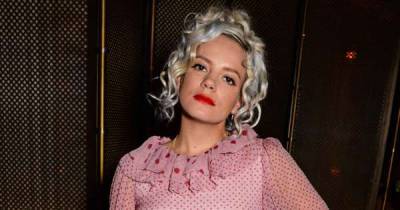 Lily Allen in self-isolation after daughter's classmate tests positive for coronavirus - www.msn.com - county Allen
