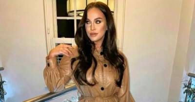 Vicky Pattison shows off two sparkling Christmas trees in new luxury Essex home - www.msn.com