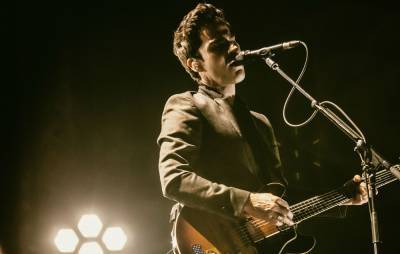 Stereophonics’ Kelly Jones shares new movie clip and talks life after throat surgery - www.nme.com