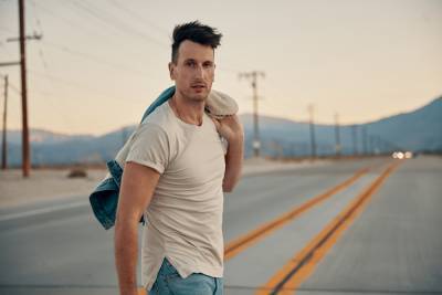 EXCLUSIVE! Russell Dickerson Serenades Us With A Special Performance Of His Hit Love You Like I Used To! - perezhilton.com
