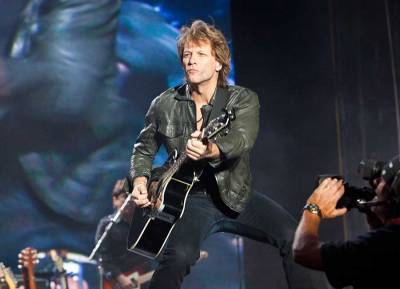 ‘My day is ruined’ Fans accuse Bon Jovi of murdering Fairytale of New York - evoke.ie - New York - New York - Ireland
