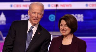 Amy Klobuchar Withdraws From Biden's V.P. Candidate Pool, Says a Woman of Color Should Be Nominated - www.justjared.com
