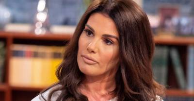 Rebekah Vardy Sues Coleen Rooney As The #WAGathaChristie Plot Thickens - www.bustle.com