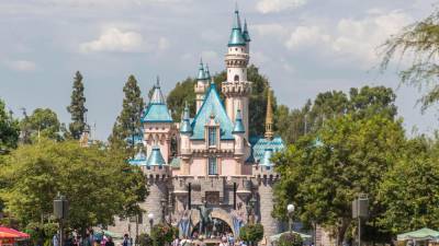 Gavin Newsom Praises Postponement of Disneyland Reopening - variety.com - city Anaheim