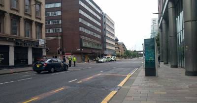 Cops race to Glasgow city centre after report of man 'covered in blood' - www.dailyrecord.co.uk - Scotland - city Glasgow