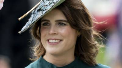 Princess Eugenie Shares Photo of Her Back Scar to Encourage Others to Be ‘Proud’ of Their Blemishes - www.etonline.com