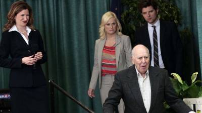 'Parks and Recreation' Co-Creator Mike Schur Remembers Carl Reiner, "The Emperor of Comedy" - www.hollywoodreporter.com - Indiana - county Pawnee