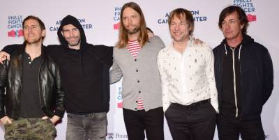 Maroon 5's Mickey Madden Taking Leave of Absence From Band as New Tour Dates Are Revealed - www.justjared.com