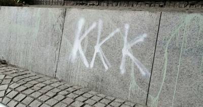Vile racist 'F*** yer Blacks' and 'KKK' graffiti appears in Glasgow city centre - www.dailyrecord.co.uk - city Glasgow