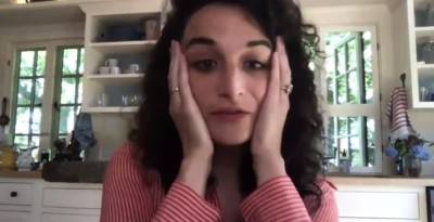 Jenny Slate Accidentally Invited A Top-Hat-Wearing Stranger To Her Wedding - etcanada.com