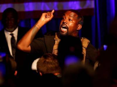 Kanye West posts series of rambling late night tweets - canoe.com